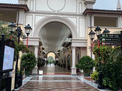 -佛罗伦萨小镇广佛名品奥特莱斯(疏港路店)