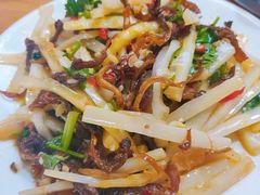 竹笋山鸡枞-又见炊烟．纳西小院云南菜