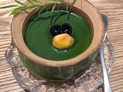 抹茶椰丝奶冻-本源食集 日式烧肉·炉端烧(东海缤纷店)
