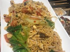 -郑享吃烧烤烩面(红专路店)