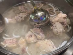 -润园四季椰子鸡火锅(海上世界店)