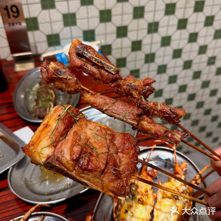 专门开车1小时来佛山！被海鲜烧烤狠狠拿捏