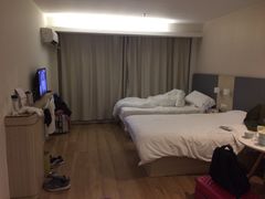 -汉庭(上海世博塘桥地铁站店)