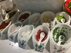 -明洞轩正统韩国自助烤肉大渡口店(新天泽国际广场店)