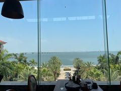 -V Bar海景扒房(北海湾惠龙万达嘉华酒店)