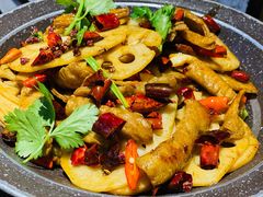 干锅肥肠-万重锦·人文川菜馆(骡马市店)