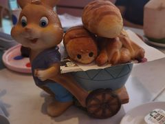 -水桶王国主题餐厅·聚会·生日派对·亲子活动·家庭套餐(亚龙湾希尔顿店)