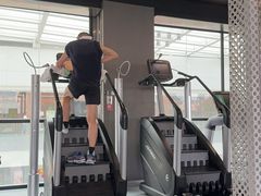 -OXYGYM 奥美氧舱运动中心(领展购物广场·中关村店)