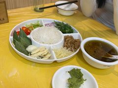 -官塘陈记鱼生·潮汕砂锅粥·牛肉火锅(潮枫路总店)