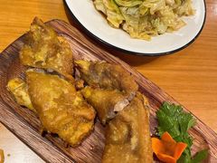 黄金脆皮猪手-莲餐厅·湖北菜·藕汤是头牌(愚园路店)