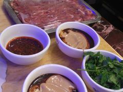 -月圆火锅(宁海东路二店)
