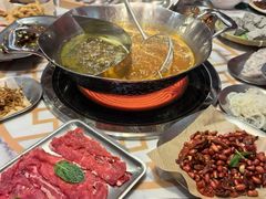 -由衷贵州酸汤牛肉火锅(新桥店)