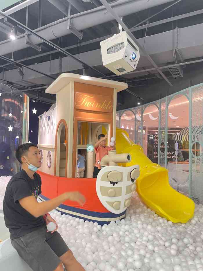 twinkle耀童亲子餐厅 深圳店-"这家新开的亲子餐厅就
