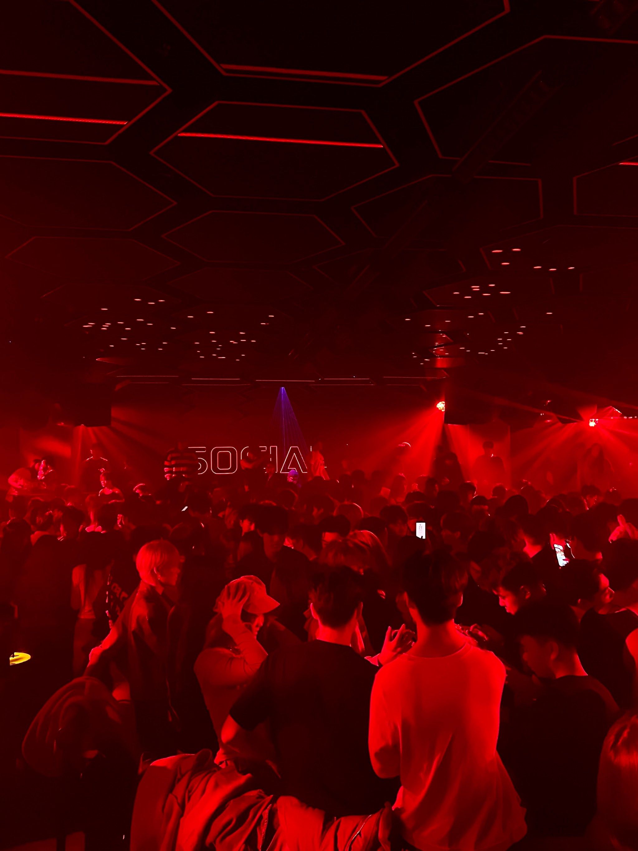 姐妹们集合❗️青岛综合体club,太嗨了