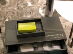 -上海世茂皇家艾美酒店