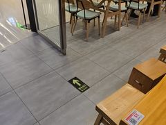 -鲜越鲜鱼粉(财富购物中心店)