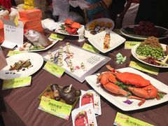 -百老汇美食街