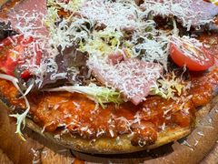 -Dragon Pizza•圆脸龙披萨·牛排餐厅