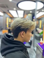 -米可造型烫发染发