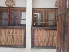 -田园东方蜜桃村的田野营地