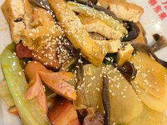 -胖东来生活广场(健康路店)