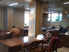 -漕河泾街道图书馆(漕河泾社区文化活动中心店)