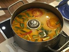 -樾餐厅泰式海鲜火锅(民歌湖店)