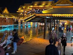 -东南亚风情赶摆街夜市