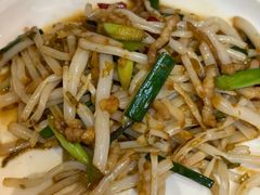 -魏铭鱼头捞饭(晋阳路店)