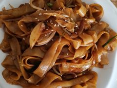 -广东小美食(果戈里大街店)