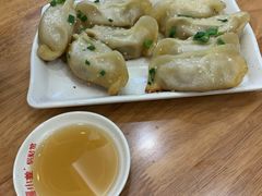 -小姜锅贴(凤凰街店)