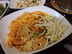 泰式炒粉-自然餐厅(Phuket)