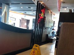 -必胜客(机场路店)