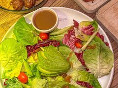 -Common Table · Brunch & Coffee