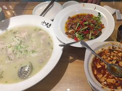 -严记小天府酸菜鱼(西四路店)