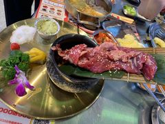 -哈哈碳都·牛肋条无限自助烤肉(台江万达店)