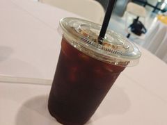 -上海跨国采购会展中心