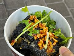 黑色经典臭豆腐-黑色经典臭豆腐·湖南特产(坡子街店)