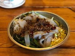 -闯关东东北农家菜(崂山石老人店)
