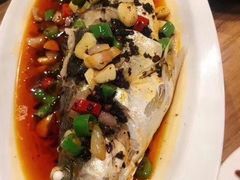 -山楂树融合菜餐厅