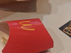 -麦当劳(杨林得来速店)