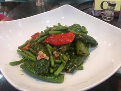 虎皮尖椒豆角焖肉沫-御膳粥·牛乳粥底火锅·地道顺德菜(容桂店)