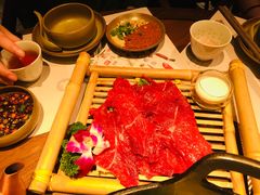 -盡膳口福跷脚牛肉火锅(时代广场店)