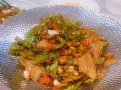 -鑫巴蜀小镇 · 水煮鱼专研店(玉桥店)