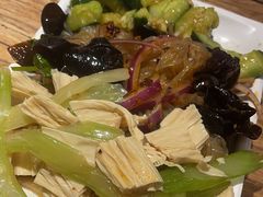 -平娃三宝烧烤·面食(南小街店)