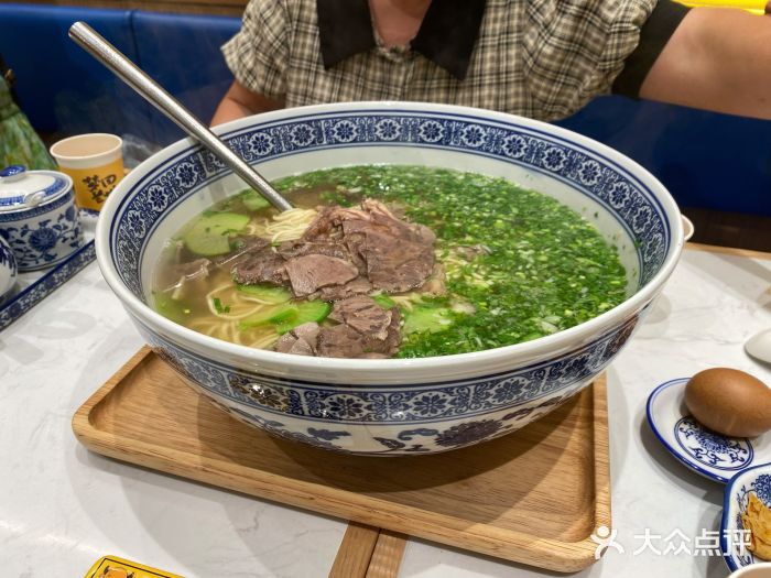 陳香貴·蘭州牛肉麵(奉賢圓心匯店)牛骨清湯蘭州牛肉麵圖片