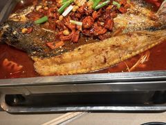 -鸣记脆皮烤鱼·海鲜烤鱼(三八广场店)
