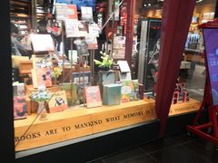 -西西弗书店&矢量咖啡(凯德晶萃广场店)