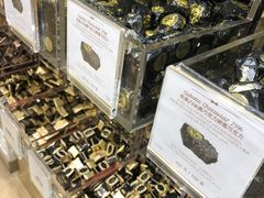 -VENCHI 闻绮(北京国贸商城店)