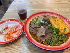-刘二姐襄阳牛肉面(鸟巢店)